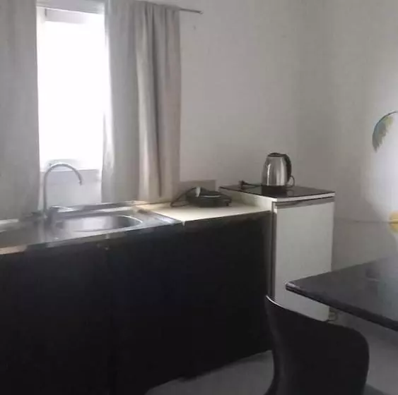 Hotelli Carod Espacio Serrano