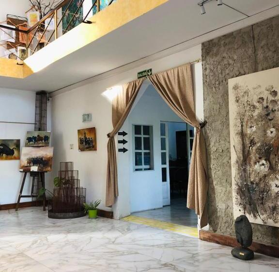 בית מלון כפרי Carod Espacio Serrano