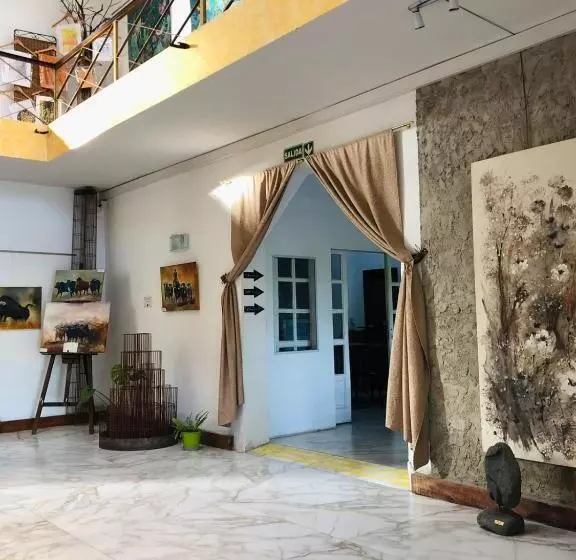 Hotelli Carod Espacio Serrano