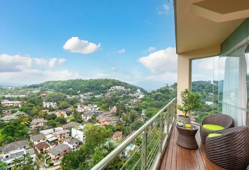 ホテル Grand Serendib