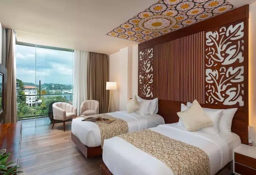 ホテル Grand Serendib