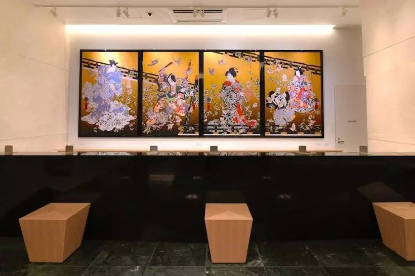 ホテル Odysis Suites Osaka Airport