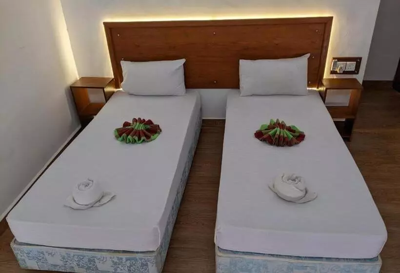Hotelli Sky View Villas