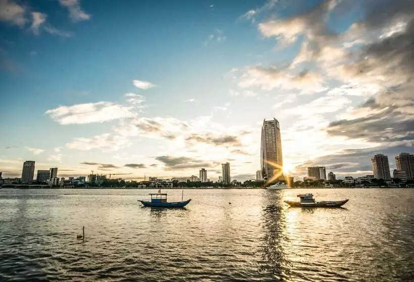هتل Voco Ma Belle Danang, An Ihg