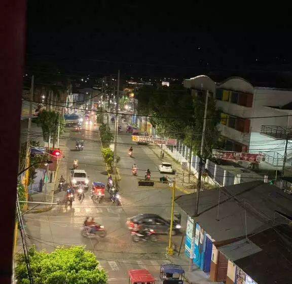 ユースホステル Hospedaje Piscis Tarapoto