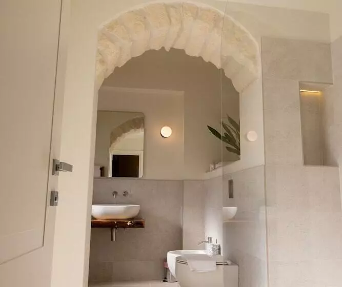 ベッドアンドブレックファースト Suites Dimora Garibaldi