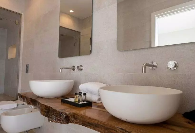 ベッドアンドブレックファースト Suites Dimora Garibaldi