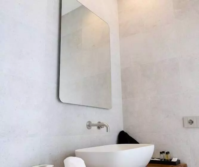 ベッドアンドブレックファースト Suites Dimora Garibaldi