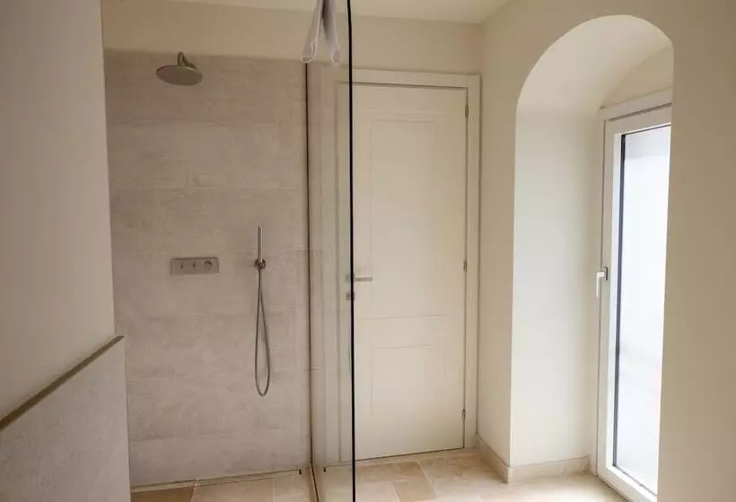 ベッドアンドブレックファースト Suites Dimora Garibaldi