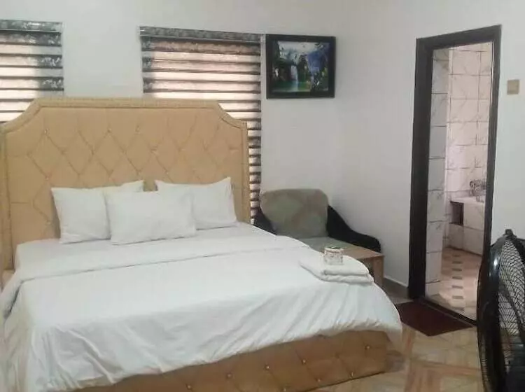 Delad Hotel And Suites