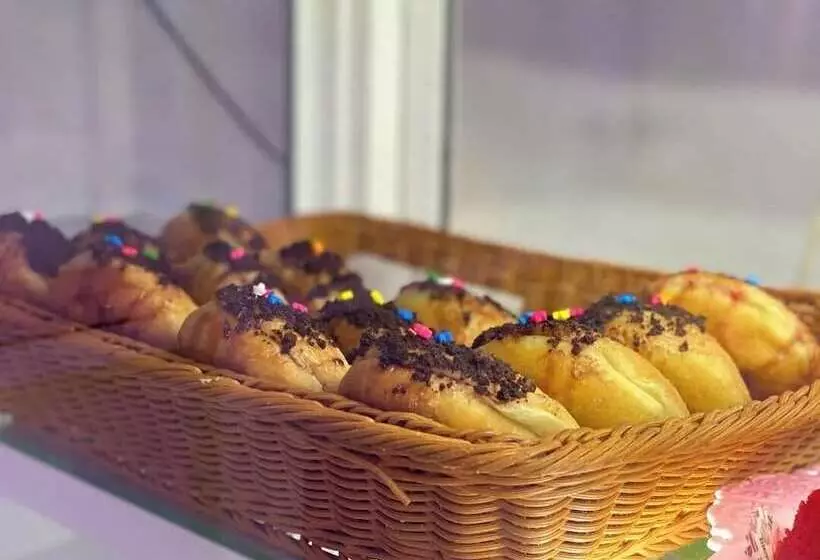 Delad Hotel And Suites