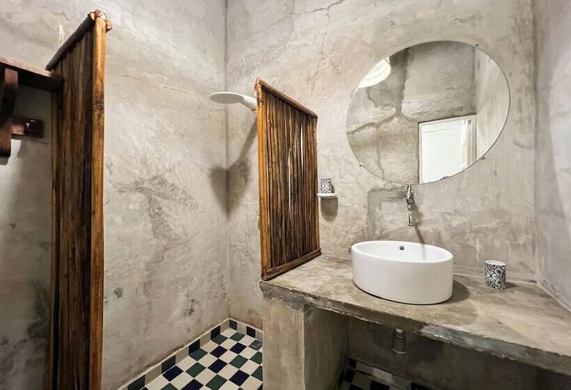 Hotel La Casa De Madamme Cocotte