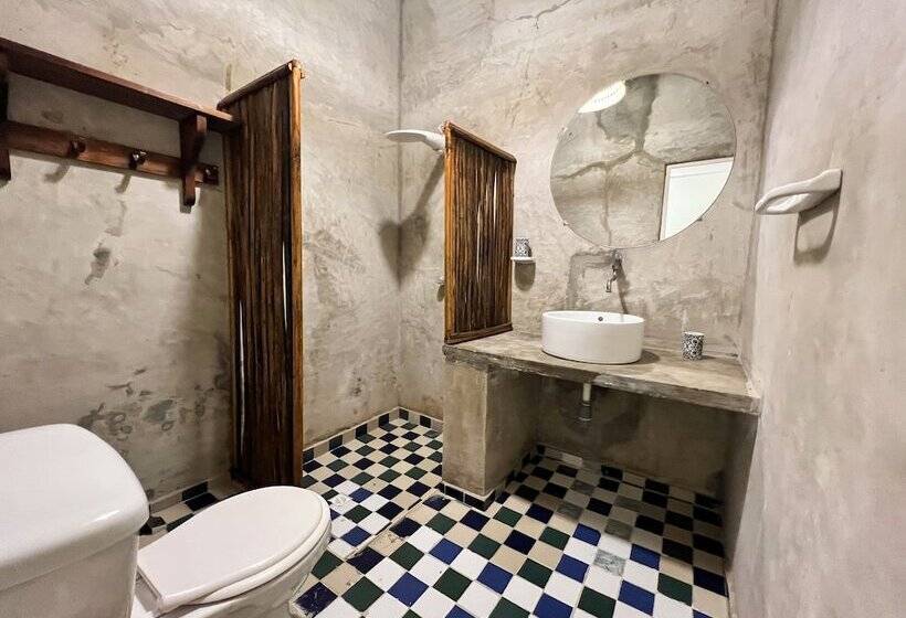 Hotel La Casa De Madamme Cocotte