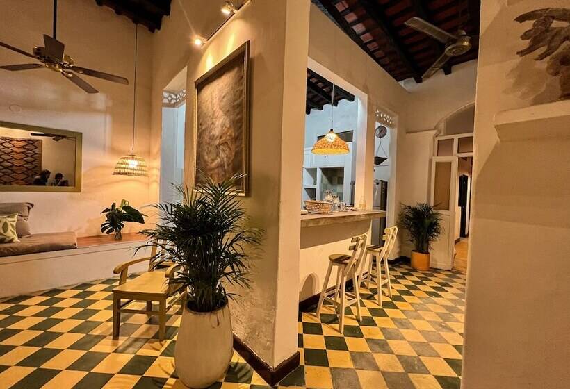 Hotel La Casa De Madamme Cocotte