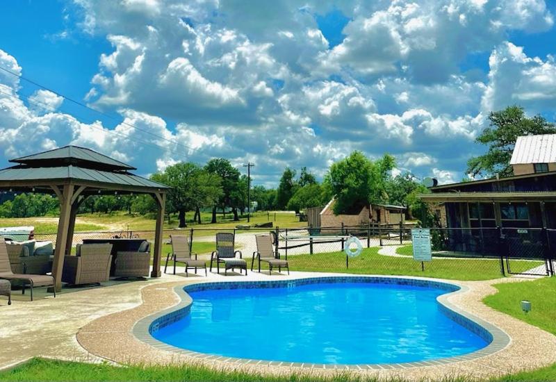 בית מלון כפרי Country Inn Cottages