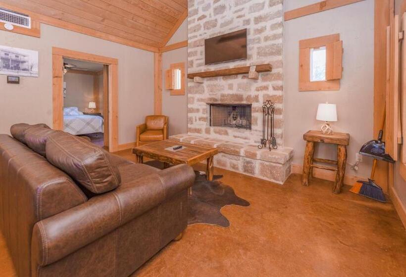 בית מלון כפרי Country Inn Cottages