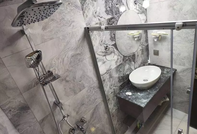 Hotelli Grand Salizze