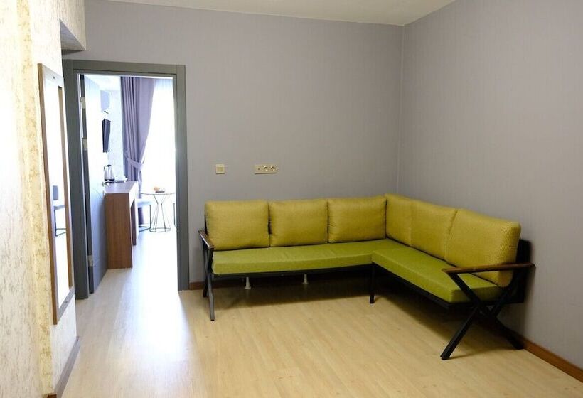 בית מלון כפרי Grand Salizze