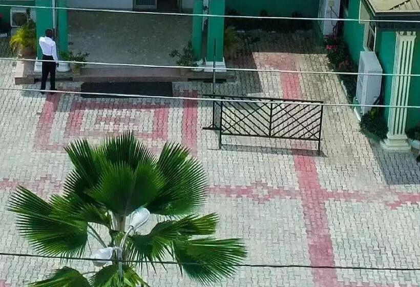 هتل Horizon Suites