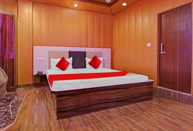 Flagship Hotel Pine View Villa