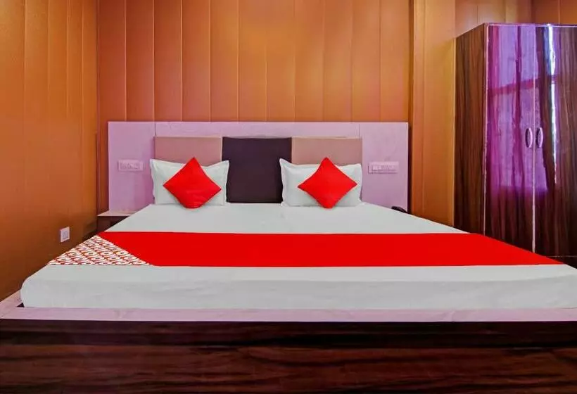 Flagship Hotel Pine View Villa