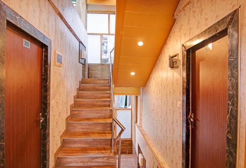 Flagship Hotel Pine View Villa