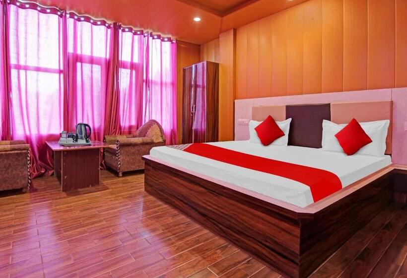 Flagship Hotel Pine View Villa