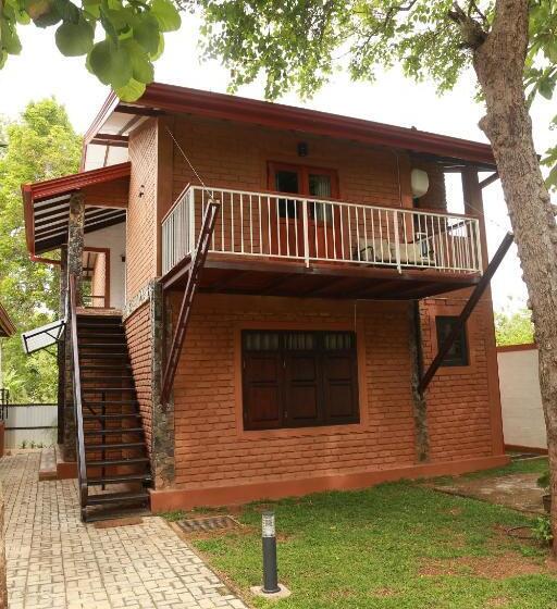 Otel Tepraas Sigiriya