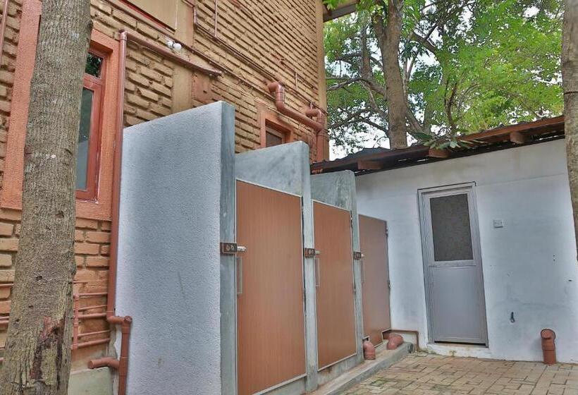 Otel Tepraas Sigiriya