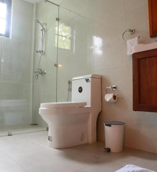 Otel Tepraas Sigiriya