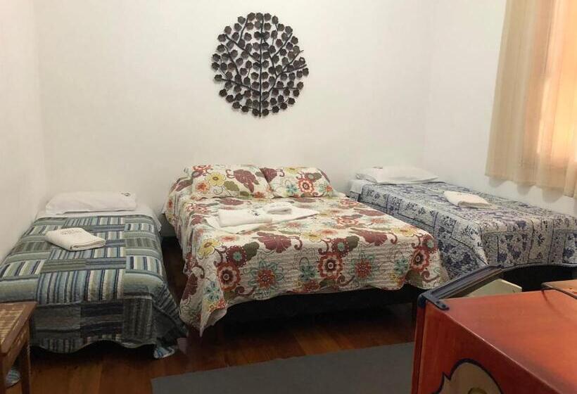 펜션 Casa Vovó Iris  Café Da Manhã  4 Quartos 2 Banheiros