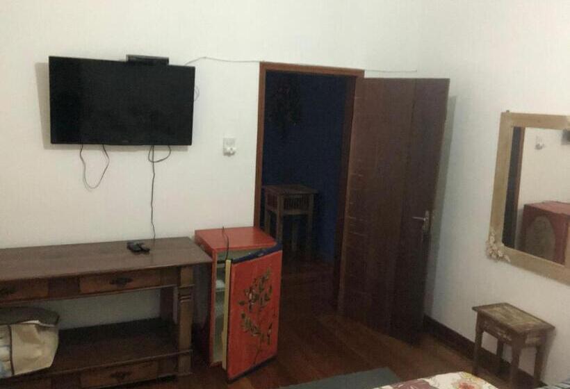 펜션 Casa Vovó Iris  Café Da Manhã  4 Quartos 2 Banheiros