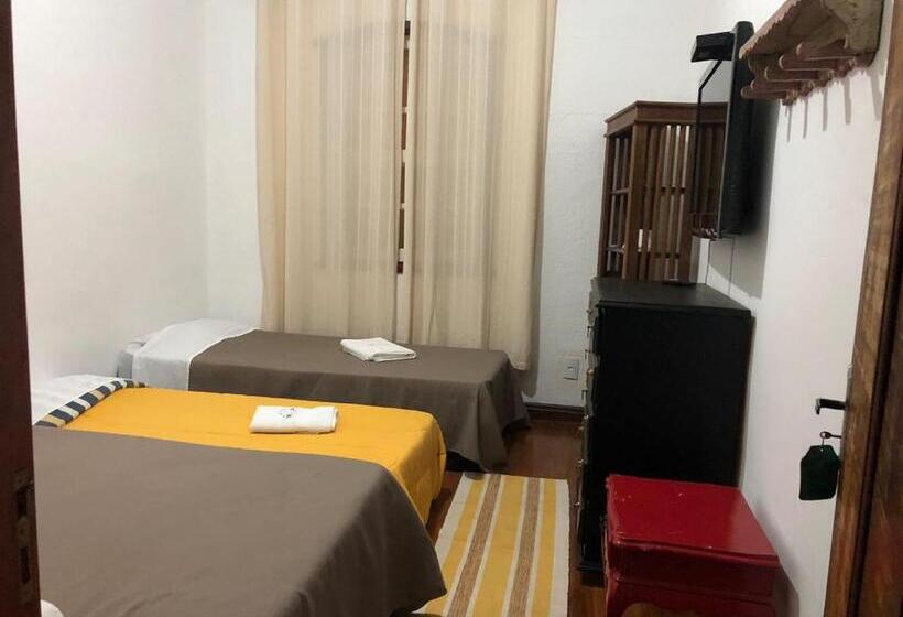 펜션 Casa Vovó Iris  Café Da Manhã  4 Quartos 2 Banheiros