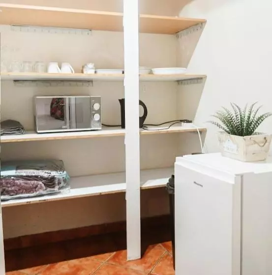 ペンション Zhantique Guest House 1  Unit 5
