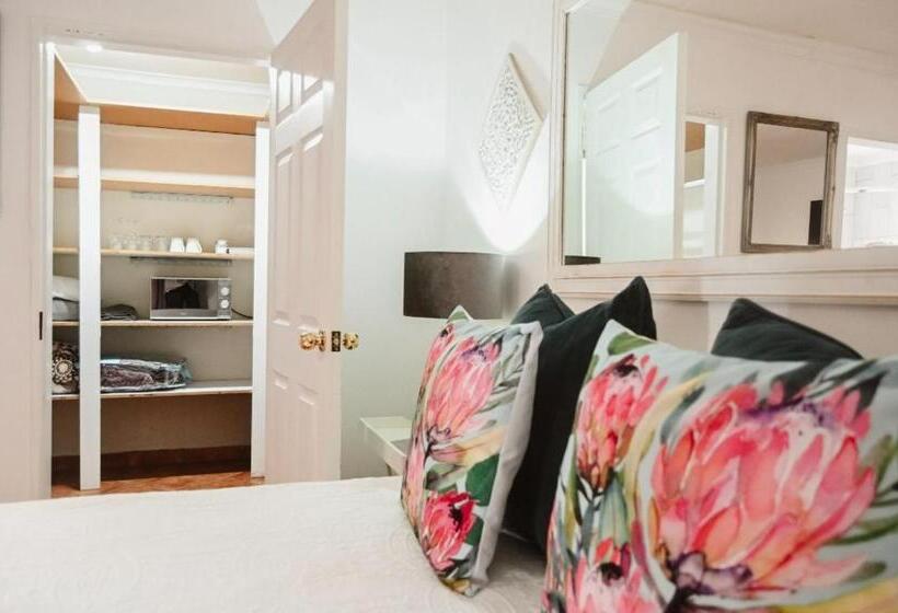 פנסיון Zhantique Guest House 1  Unit 5