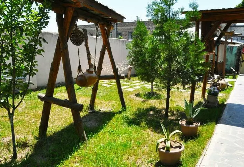 پانسیون Family Guesthouse