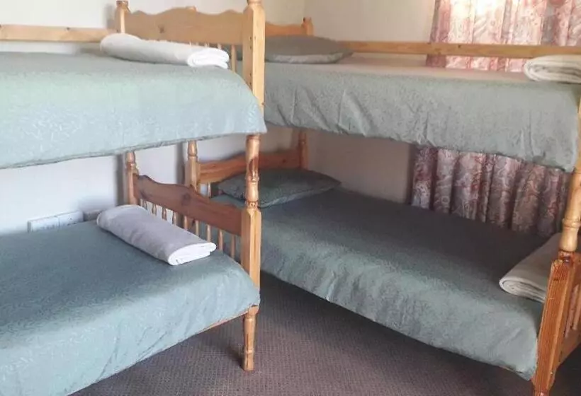 Majatalo Twin Palms Accommodations