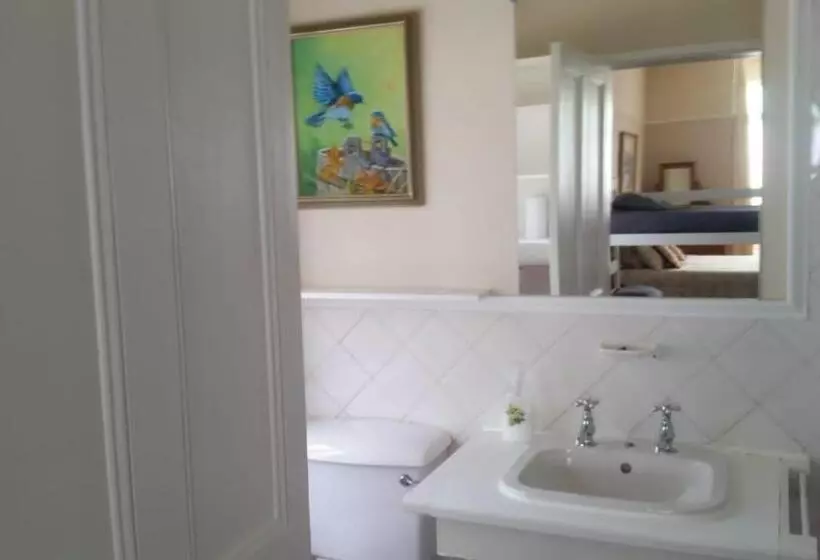 Majatalo Twin Palms Accommodations