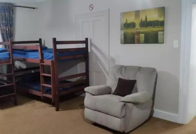 Majatalo Twin Palms Accommodations