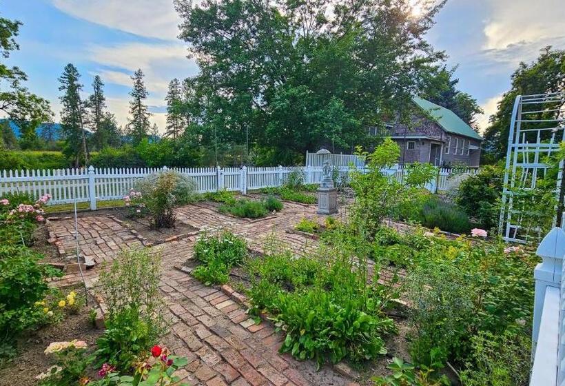 Gardenview Estate Bed And Breakfast