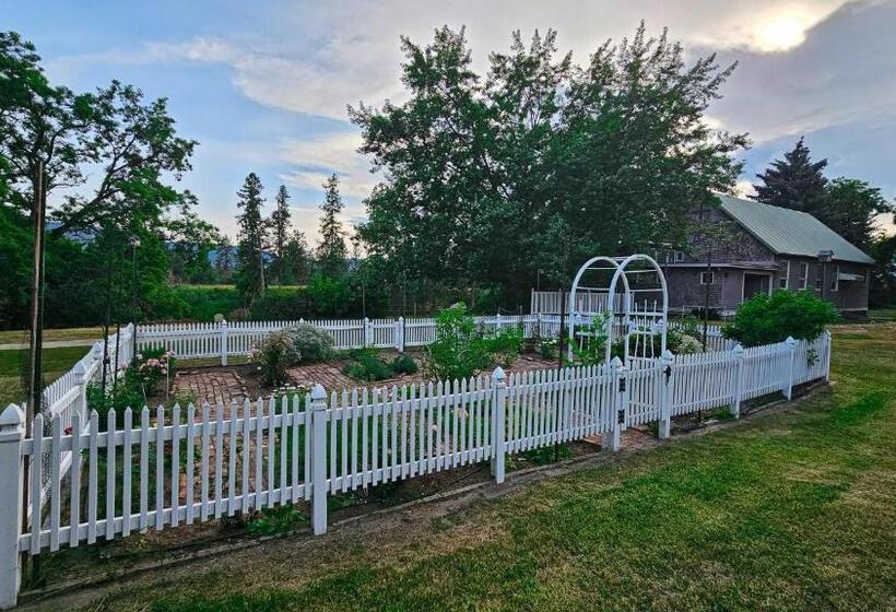 Gardenview Estate Bed And Breakfast