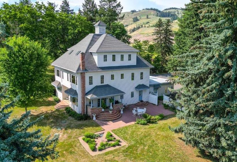 Gardenview Estate Bed And Breakfast