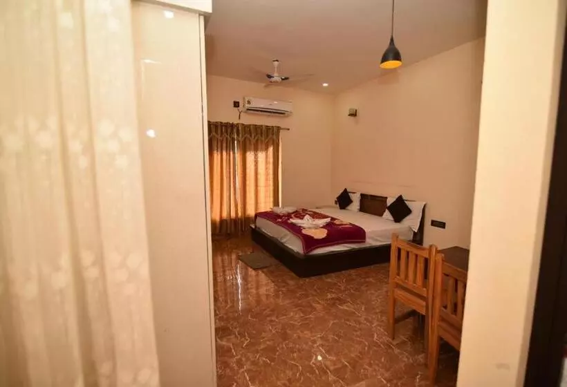 Green View Hotel & Resort