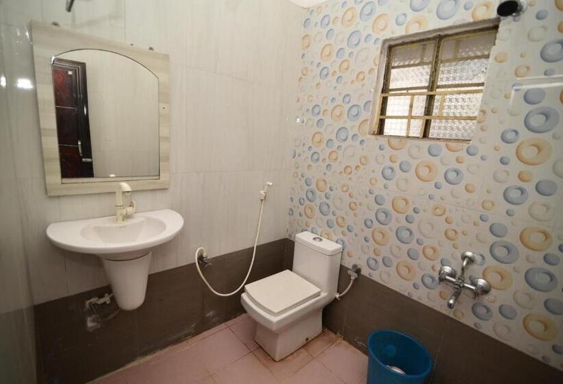 Green View Hotel & Resort