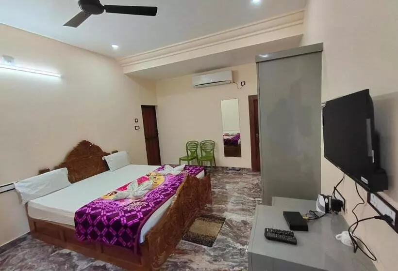 Green View Hotel & Resort