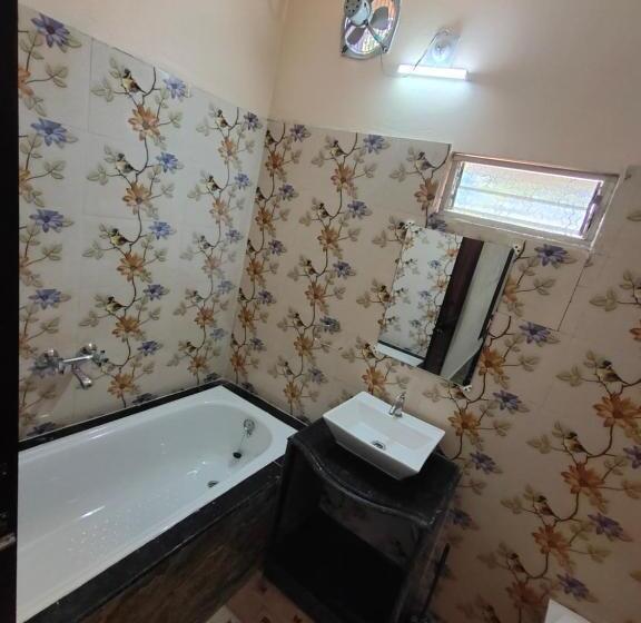 Green View Hotel & Resort