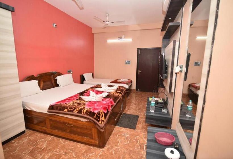 Green View Hotel & Resort