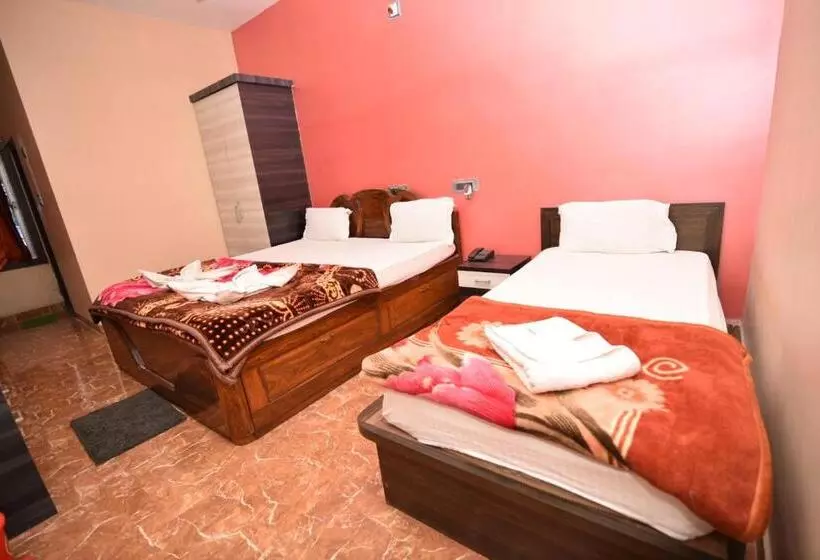 Green View Hotel & Resort