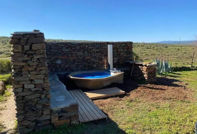 هتل Alchemy Retreat   Entire Karoo Guest Farm   Barrydale