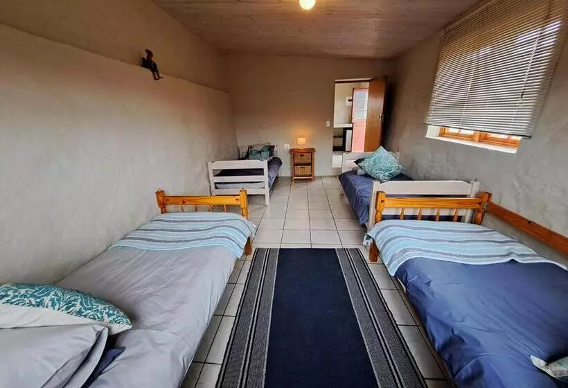 هتل Alchemy Retreat   Entire Karoo Guest Farm   Barrydale